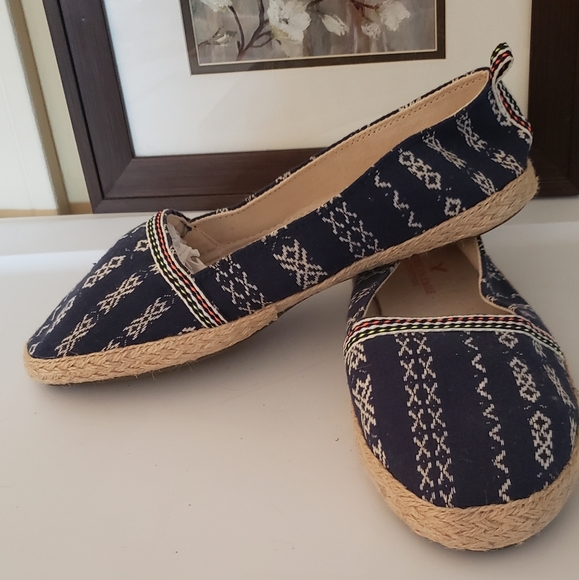 American Eagle Boho Canvas Slip On 9 - Picture 2 of 8